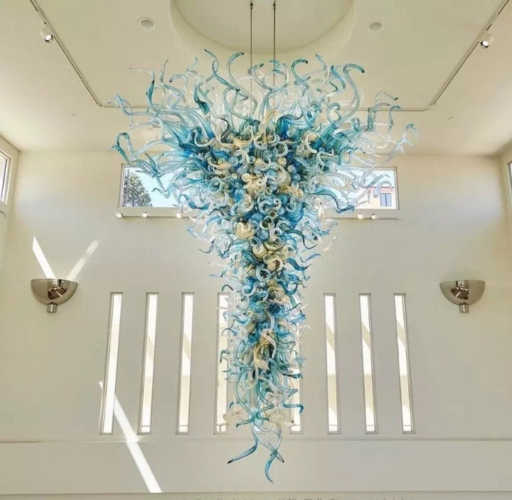 Araña de cristal de Murano soplado a mano de gran tamaño personalizable para escalera alta