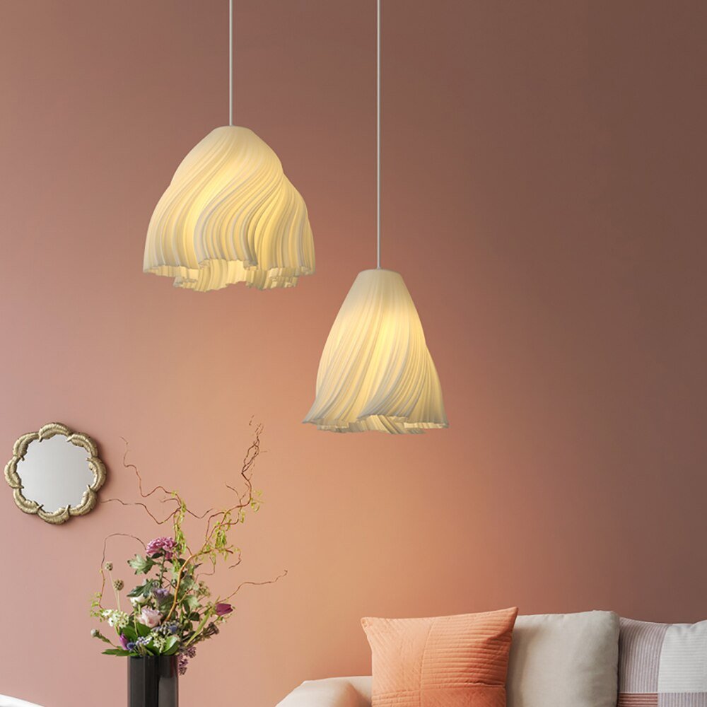 Modern 3D Creative Small Chandelier Pendant Lights for Restaurant Bedside Bar Kitchen Kids Room