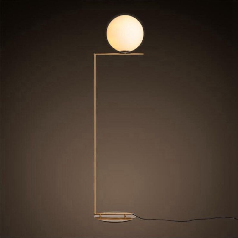 Lámpara de pie LED moderna Lámpara de pie de bola de cristal con pantalla de luz de suelo para dormitorio Sala de estar Diseños dorados